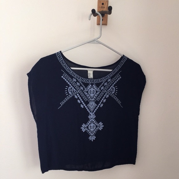 Boho short sleeve top - Picture 3 of 3